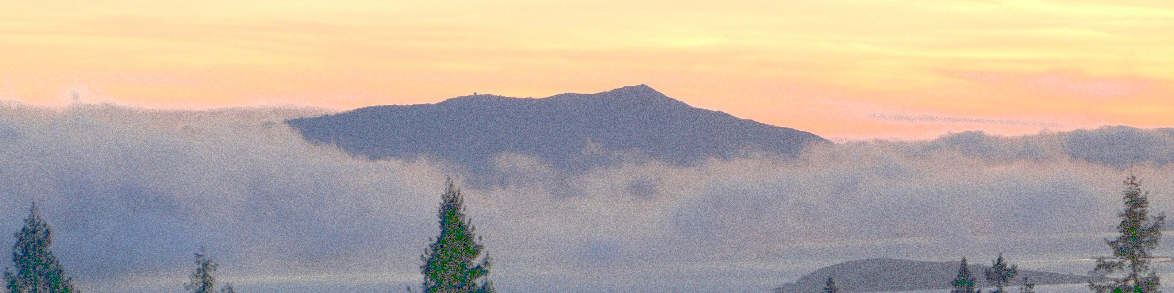 mt_tam_front.jpg (1050237 bytes)